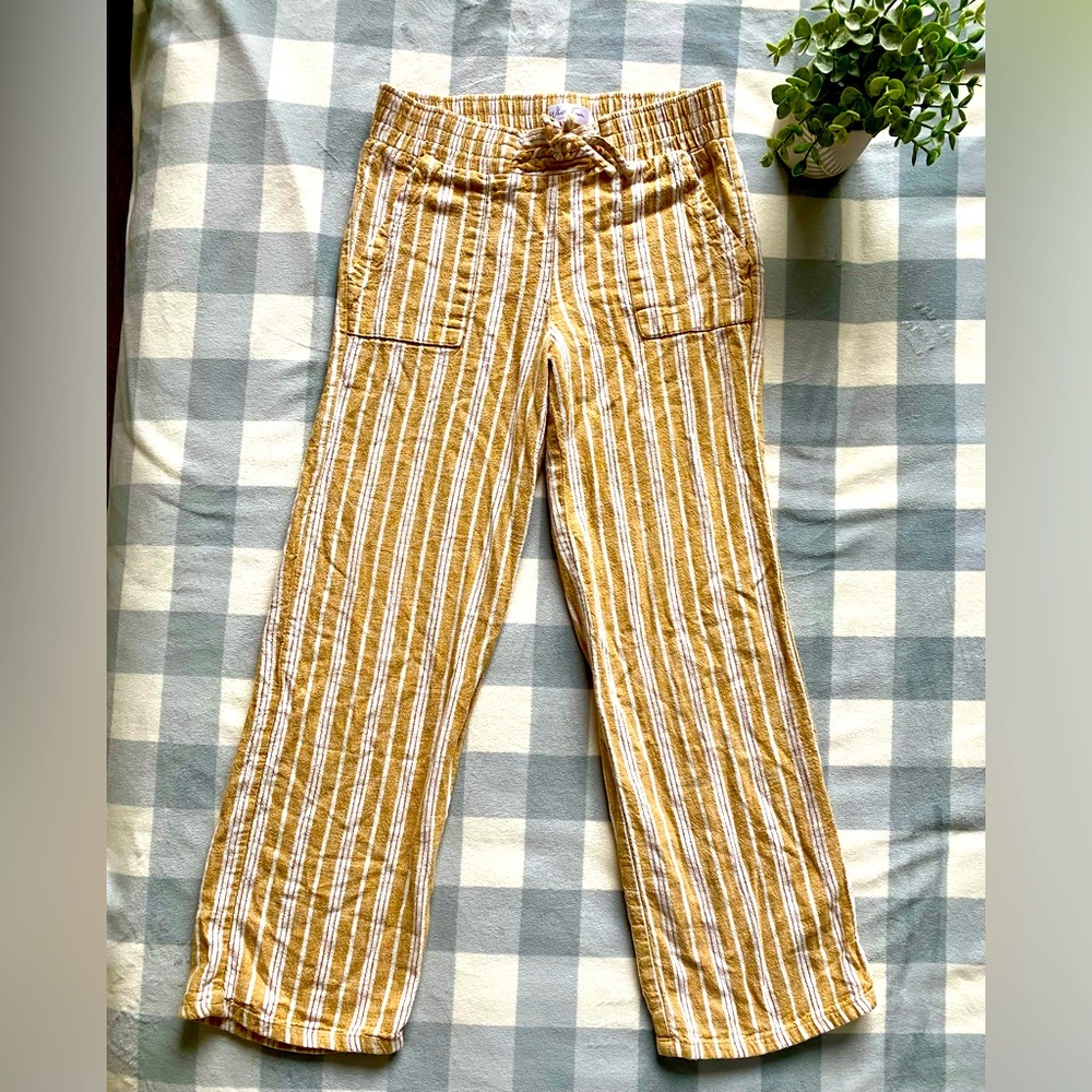 Tilly’s White Farm wide leg linen blend girls striped pants size M